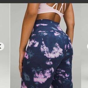 Lululemon Align High-Rise Crop 21"
Circulate Tie Dye Mineral Blue Multi